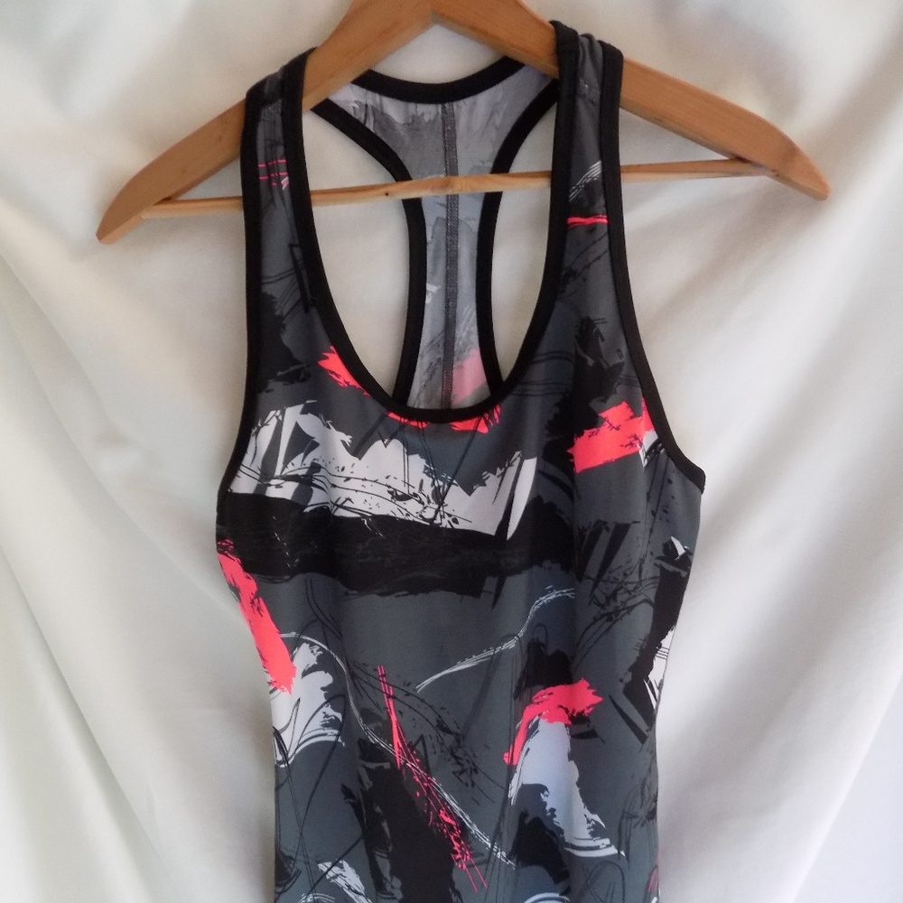 W SPORT Razorback Active Sport Top